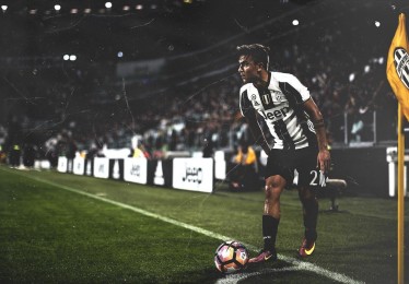 【爱游戏】曝曼联更衣室裂痕！博格巴二世暗讽阿莫林贪财 拉什福德今夏无意回归