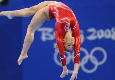 ayx-博尼坦言帕尔马主场不易攻克，全队斗志昂扬迎战强敌那不勒斯