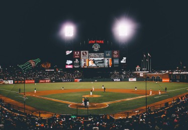 爱游戏-体坛午爆，山东男篮今迎吉林挑战，U23国足明晚激战越南争决赛席位