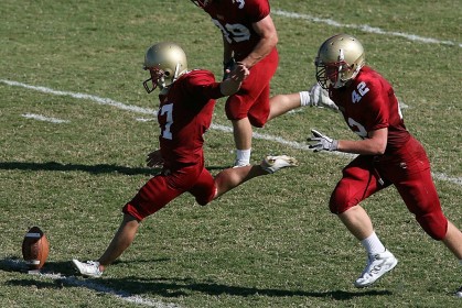 爱游戏官网_吉迪再斩三双率公牛击败骑士 主场奏凯延续强势