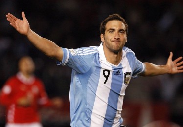 爱游戏官网-惊天冷门！卫冕冠军惨遭淘汰，NBA权力洗牌总冠军之争再起波澜