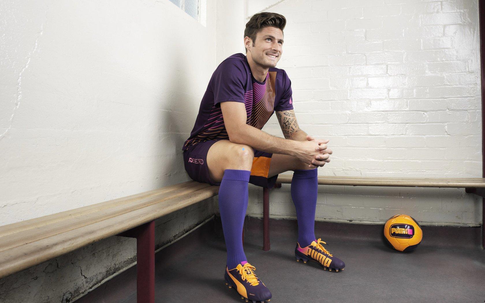 曼联冬窗中场补强计划曝光，低成本瞄准切尔西球星加拉格尔