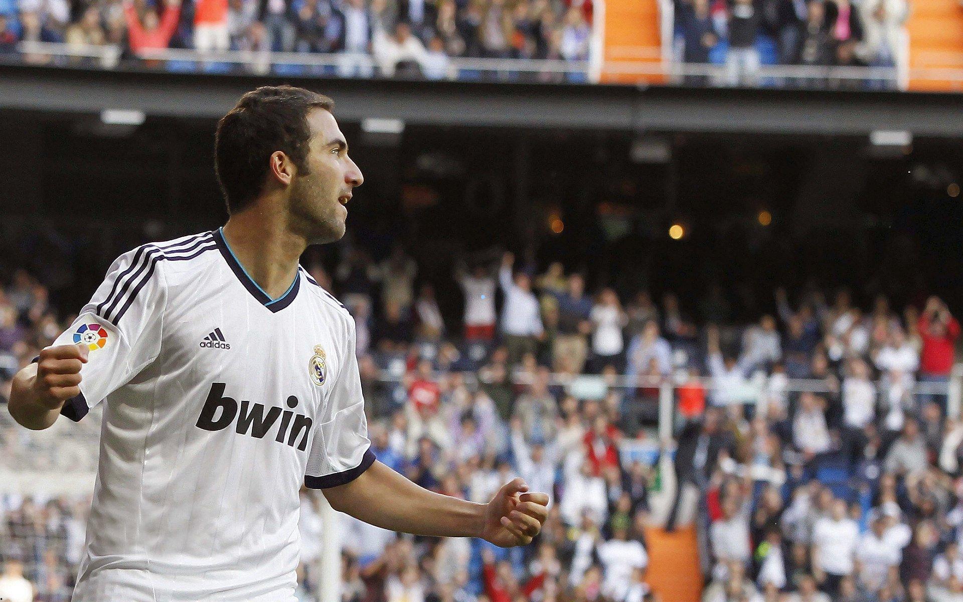 大连可为足球俱乐部与丹麦HUMMEL品牌携手达成全新装备合作